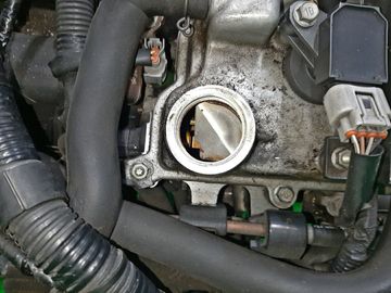 ДВИГАТЕЛЬ НА TOYOTA ISIS ZNM10 1ZZ-FE