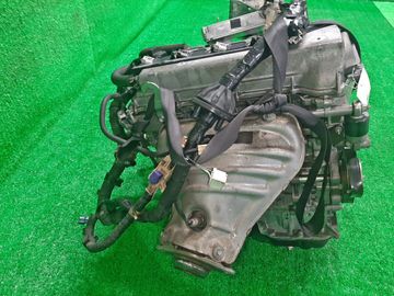 ДВИГАТЕЛЬ НА TOYOTA ISIS ZNM10 1ZZ-FE