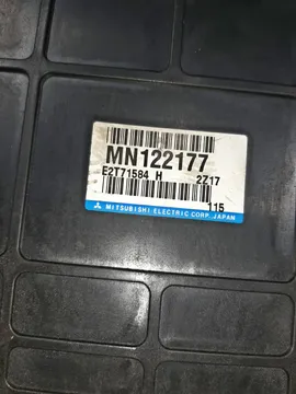 ДВИГАТЕЛЬ НА MITSUBISHI PAJERO IO H77W 4G94