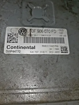 ДВИГАТЕЛЬ НА VOLKSWAGEN POLO 6R1 CBZ