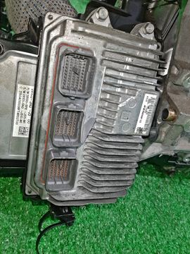 ДВИГАТЕЛЬ НА HONDA JADE FR4 LEB
