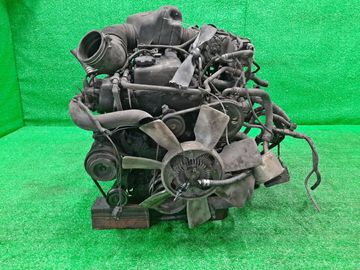 ДВИГАТЕЛЬ НА TOYOTA HIACE REGIUS RCH41 3RZ-FE