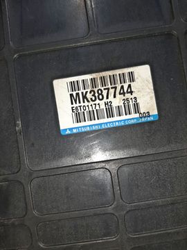 ДВИГАТЕЛЬ НА MITSUBISHI DELICA PE8W 4M40TE