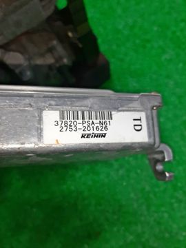 ДВИГАТЕЛЬ НА HONDA STREAM RN1 D17A