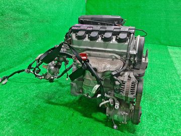ДВИГАТЕЛЬ НА HONDA CIVIC EU3 D17A