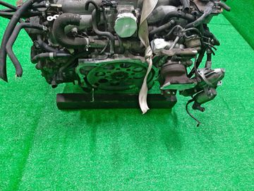 ДВИГАТЕЛЬ НА SUBARU FORESTER SG5 EJ205