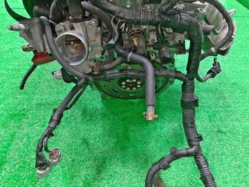 ДВИГАТЕЛЬ НА TOYOTA ISIS ZNM10 1ZZ-FE
