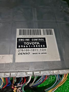 ДВИГАТЕЛЬ НА TOYOTA ISIS ZNM10 1ZZ-FE