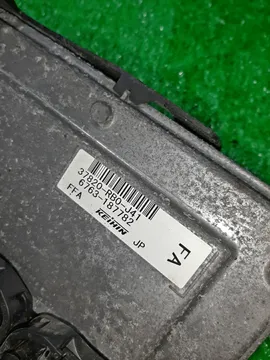 ДВИГАТЕЛЬ НА HONDA FIT GE6 L13A