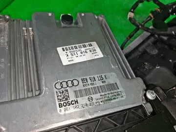 ДВИГАТЕЛЬ НА AUDI A4 8E BWE