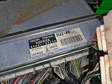 ДВИГАТЕЛЬ НА TOYOTA SOARER UZZ40 3UZ-FE