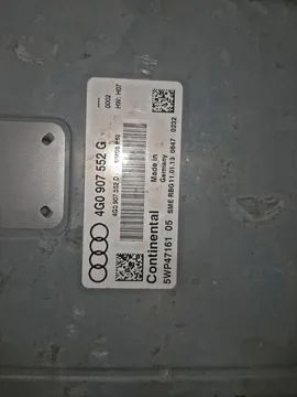 ДВИГАТЕЛЬ НА AUDI A6 4G2 CHV