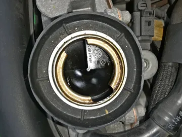 ДВИГАТЕЛЬ НА VOLKSWAGEN GOLF 5K1 CAVD