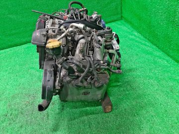 ДВИГАТЕЛЬ НА SUBARU FORESTER SG5 EJ202