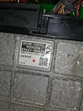 ДВИГАТЕЛЬ НА TOYOTA AVENSIS ZRT272 3ZR-FAE