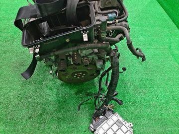 ДВИГАТЕЛЬ НА TOYOTA VITZ KSP90 1KR-FE