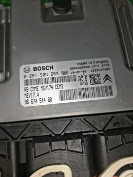 ДВИГАТЕЛЬ НА PEUGEOT 207 WC 5F01