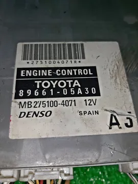 ДВИГАТЕЛЬ НА TOYOTA AVENSIS AZT251 2AZ-FSE