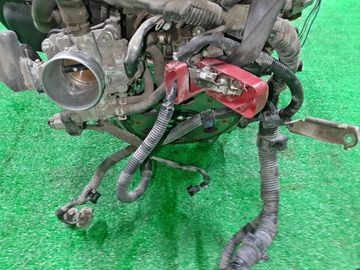 ДВИГАТЕЛЬ НА TOYOTA ISIS ZNM10 1ZZ-FE