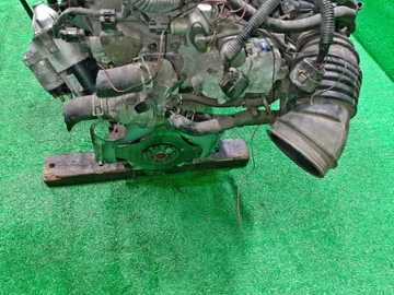 ДВИГАТЕЛЬ НА MITSUBISHI CHARIOT GRANDIS N94W 4G64