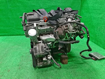 ДВИГАТЕЛЬ НА VOLKSWAGEN GOLF 5K1 CAXA