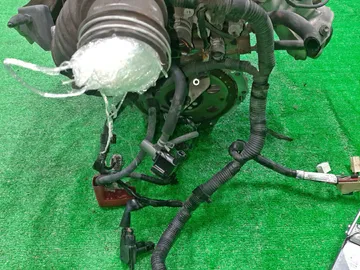ДВИГАТЕЛЬ НА TOYOTA ISIS ZNM10 1ZZ-FE