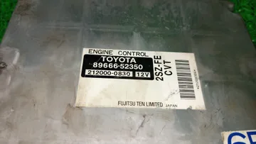 ДВИГАТЕЛЬ НА TOYOTA VITZ SCP13 2SZ-FE