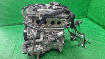 ДВИГАТЕЛЬ НА TOYOTA AVENSIS AZT250 1AZ-FSE