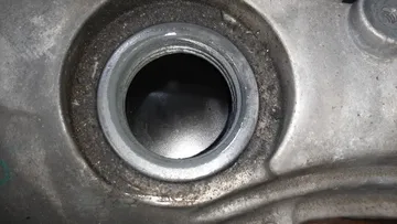 ДВИГАТЕЛЬ НА TOYOTA AVENSIS AZT250 1AZ-FSE