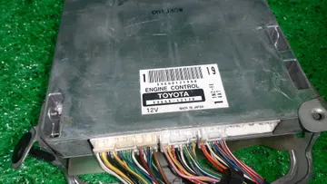 ДВИГАТЕЛЬ НА TOYOTA COROLLA NZE121 1NZ-FE
