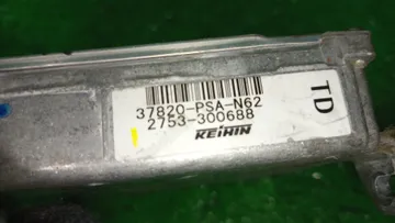 ДВИГАТЕЛЬ НА HONDA STREAM RN1 D17A