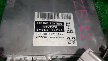 ДВИГАТЕЛЬ НА TOYOTA COROLLA ZZE122 1ZZ-FE