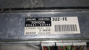 ДВИГАТЕЛЬ НА TOYOTA CELSIOR UCF30 3UZ-FE
