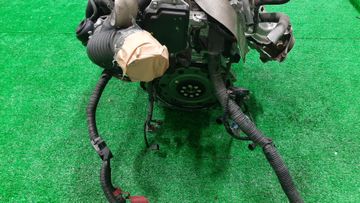 ДВИГАТЕЛЬ НА TOYOTA ISIS ZGM10W 2ZR-FAE