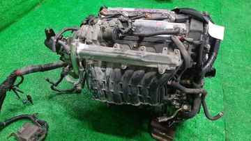 ДВИГАТЕЛЬ НА TOYOTA VOXY AZR60G 1AZ-FSE