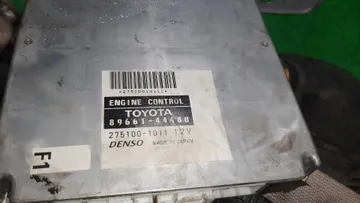 ДВИГАТЕЛЬ НА TOYOTA ISIS ZNM10W 1ZZ-FE
