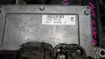 ДВИГАТЕЛЬ НА HONDA CIVIC FD1 R18A