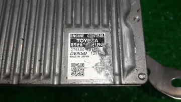 ДВИГАТЕЛЬ НА TOYOTA AQUA NHP10 1NZ-FXE