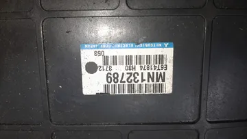 ДВИГАТЕЛЬ НА MITSUBISHI GRANDIS NA4W 4G69