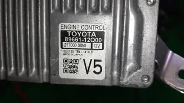 ДВИГАТЕЛЬ НА TOYOTA COROLLA FIELDER NKE165G 1NZ-FXE