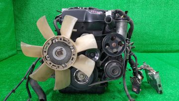 ДВИГАТЕЛЬ НА TOYOTA PROGRES JCG11 2JZ-GE