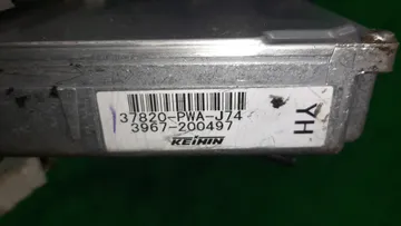 ДВИГАТЕЛЬ НА HONDA FIT GD2 L13A