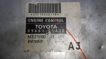 ДВИГАТЕЛЬ НА TOYOTA AVENSIS AZT251 2AZ-FSE