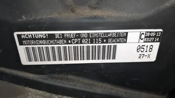 ДВИГАТЕЛЬ НА VOLKSWAGEN GOLF 5G5 CPT