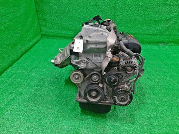 ДВИГАТЕЛЬ НА TOYOTA ISIS ZNM10G 1ZZ-FE