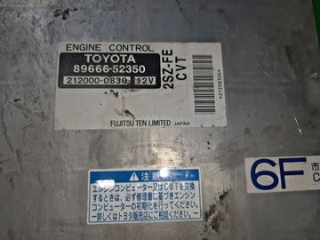 ДВИГАТЕЛЬ НА TOYOTA VITZ SCP13 2SZ-FE