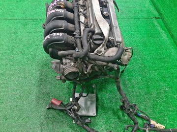 ДВИГАТЕЛЬ НА TOYOTA ISIS ZNM10G 1ZZ-FE