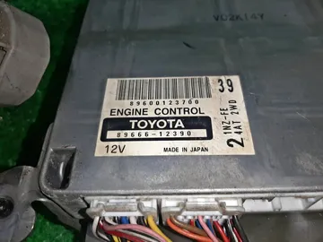 ДВИГАТЕЛЬ НА TOYOTA COROLLA FIELDER NZE121G 1NZ-FE