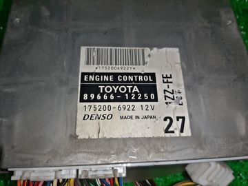ДВИГАТЕЛЬ НА TOYOTA COROLLA FIELDER ZZE122G 1ZZ-FE