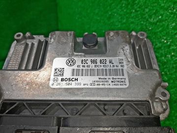 ДВИГАТЕЛЬ НА VOLKSWAGEN GOLF 5K1 CAXA